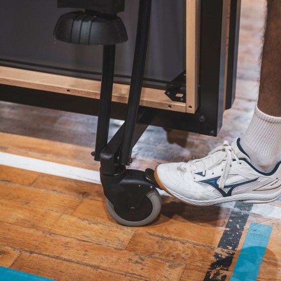 118606_Cornilleau_stol_tenisowy_850W_szary_14