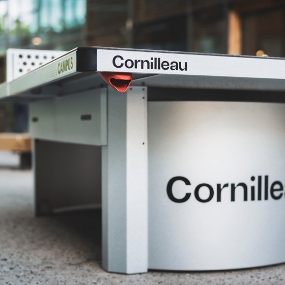 112302_CAMPUS_Cornilleau_gray_09