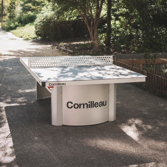 112302_CAMPUS_Cornilleau_gray_10