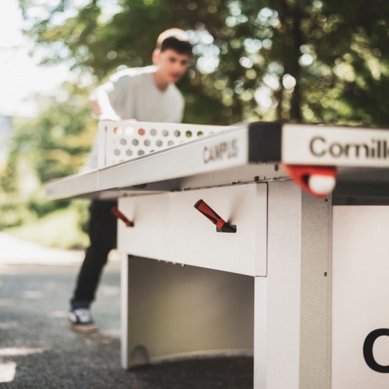 112302_CAMPUS_Cornilleau_gray_15